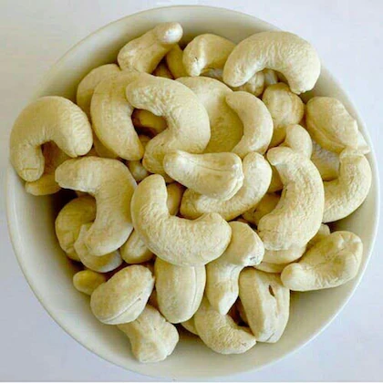 Premium Kashmiri Cashews (Kaju) – Fresh, Crunchy & Rich in Protein | Buy Online from Kashmir Foods 3 Premium Kashmiri Cashews (Kaju) – Fresh, Crunchy & Rich in Protein | Buy Online from Kashmir Foods - Image 3