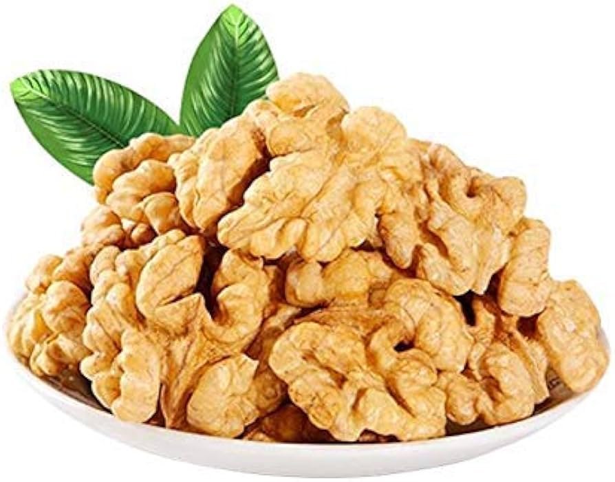 Kashmiri Walnut Giri – Premium Akhrot Kernels 5 Pile of shelled Kashmiri walnuts Giri